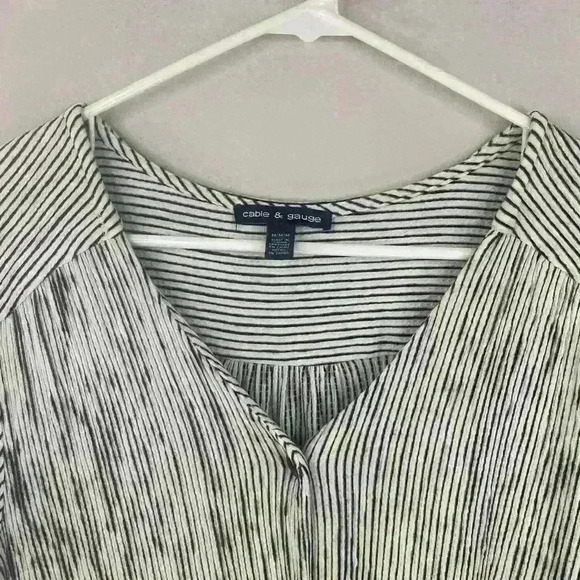 Cable & Guage Women's Black and White Short Sleeve Button Up Shirt Size L - Picture 9 of 11